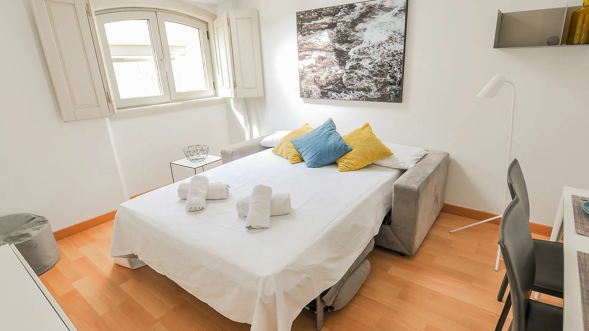 Renthas Atico Picasso Apartment Malaga 0*,  Spain